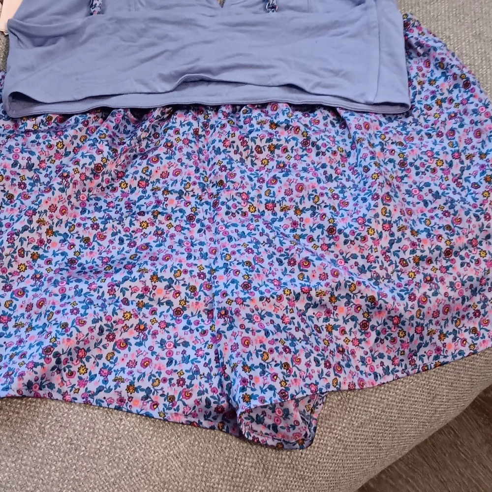 Victoria Secret PJ'S set (L)
